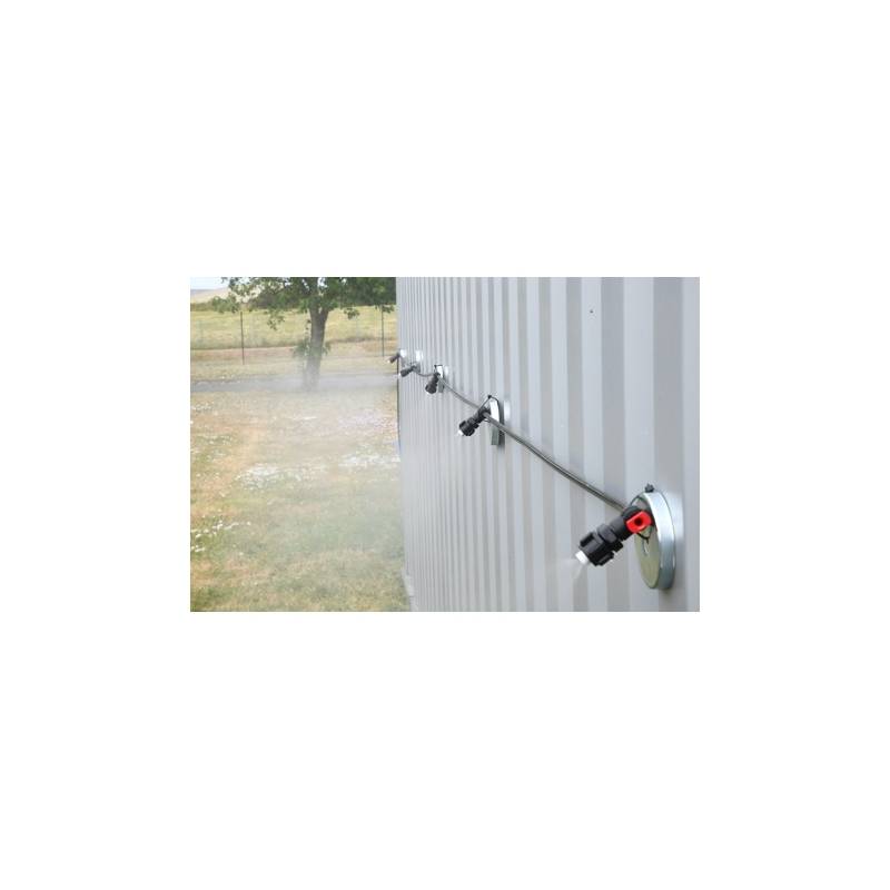 kit-brumisation-8-metres-5-buses-pour-reseau-d-eau-Installation sur Bardage