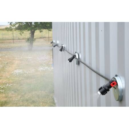 kit-brumisation-8-metres-5-buses-pour-reseau-d-eau-Installation sur Bardage